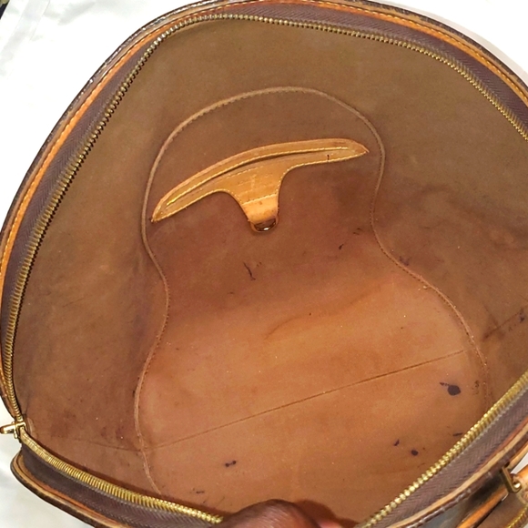 Louis Vuitton Ellipse Handbag - Picture 11 of 16
